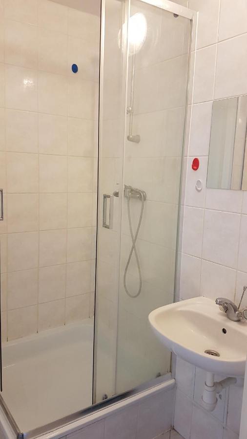 A Pousada Dom Studencki Nr 11 Gdansk Brzezno Exterior foto